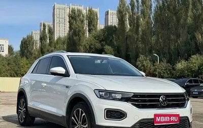 Volkswagen T-Roc I, 2022 год, 1 523 555 рублей, 1 фотография