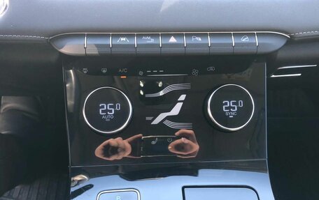 CheryExeed LX, 2022 год, 1 950 000 рублей, 12 фотография