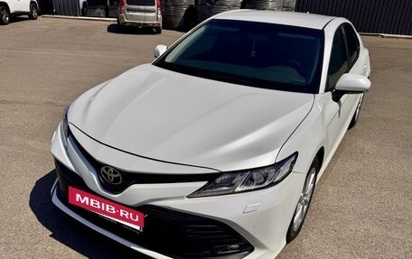 Toyota Camry, 2019 год, 2 570 000 рублей, 6 фотография