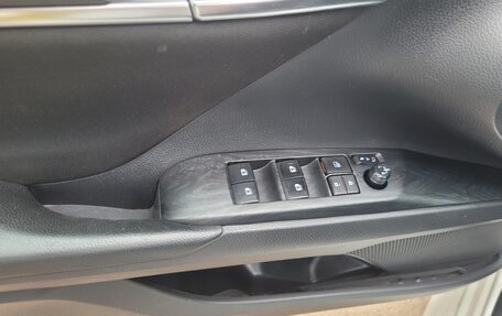 Toyota Camry, 2019 год, 2 570 000 рублей, 21 фотография