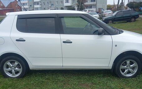 Skoda Fabia II, 2012 год, 380 000 рублей, 4 фотография