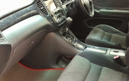 Toyota Kluger I, 2000 год, 750 000 рублей, 12 фотография