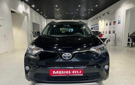 Toyota RAV4, 2019 год, 2 999 000 рублей, 2 фотография