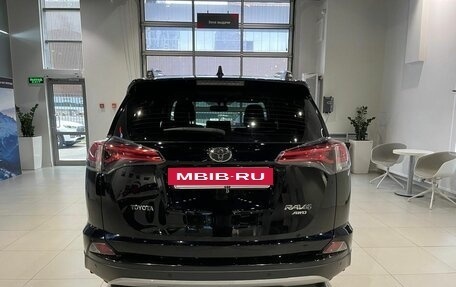 Toyota RAV4, 2019 год, 2 999 000 рублей, 5 фотография