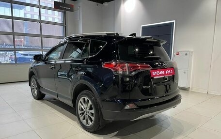 Toyota RAV4, 2019 год, 2 999 000 рублей, 7 фотография