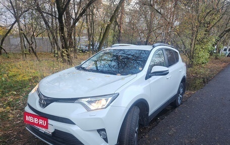 Toyota RAV4, 2016 год, 2 200 000 рублей, 5 фотография