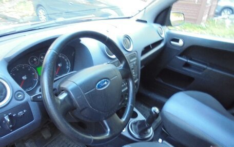 Ford Fusion I, 2006 год, 359 000 рублей, 11 фотография