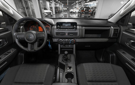 Mitsubishi L200, 2024 год, 4 650 000 рублей, 8 фотография