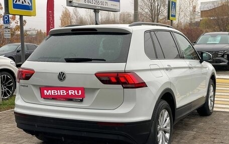 Volkswagen Tiguan II, 2020 год, 1 920 000 рублей, 5 фотография