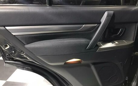 Mitsubishi Pajero IV, 2013 год, 1 999 000 рублей, 11 фотография