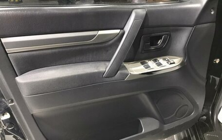 Mitsubishi Pajero IV, 2013 год, 1 999 000 рублей, 17 фотография