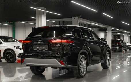 Toyota Highlander, 2025 год, 6 200 000 рублей, 5 фотография