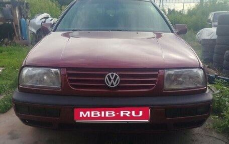 Volkswagen Vento, 1995 год, 285 000 рублей, 3 фотография