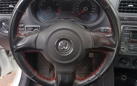 Volkswagen Polo VI (EU Market), 2015 год, 940 000 рублей, 23 фотография