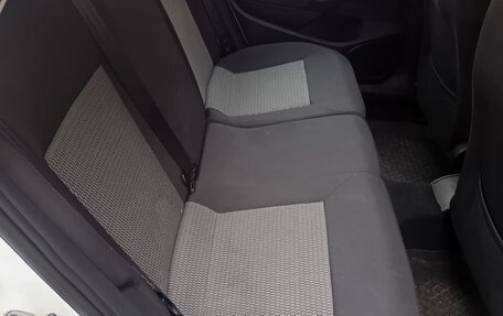 Volkswagen Polo VI (EU Market), 2015 год, 940 000 рублей, 29 фотография