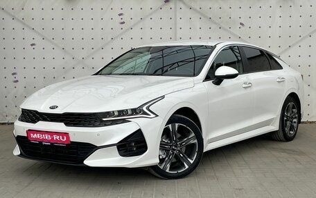 KIA K5, 2021 год, 2 400 000 рублей, 1 фотография