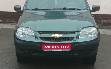 Chevrolet Niva I рестайлинг, 2010 год, 530 000 рублей, 1 фотография