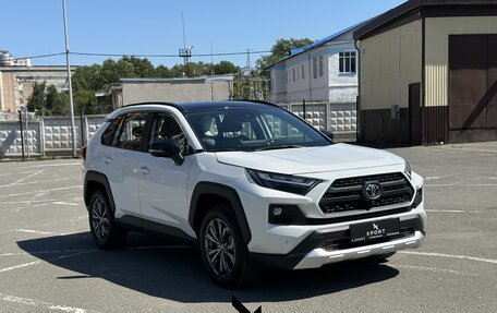 Toyota RAV4, 2025 год, 4 340 000 рублей, 3 фотография