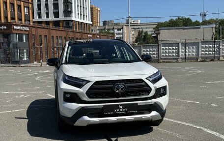 Toyota RAV4, 2025 год, 4 340 000 рублей, 2 фотография
