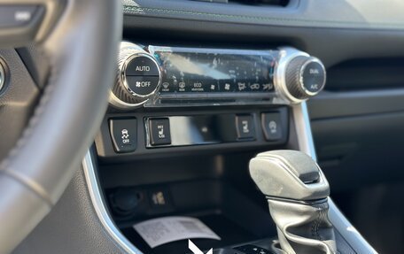 Toyota RAV4, 2025 год, 4 340 000 рублей, 22 фотография