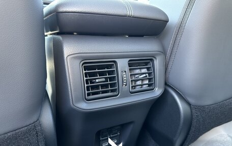 Toyota RAV4, 2025 год, 4 340 000 рублей, 34 фотография