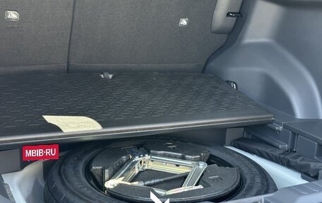 Toyota RAV4, 2025 год, 4 340 000 рублей, 39 фотография