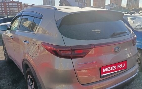 KIA Sportage IV рестайлинг, 2019 год, 2 200 000 рублей, 2 фотография
