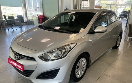 Hyundai i30 II рестайлинг, 2013 год, 699 000 рублей, 1 фотография