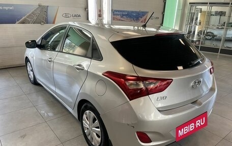 Hyundai i30 II рестайлинг, 2013 год, 699 000 рублей, 4 фотография