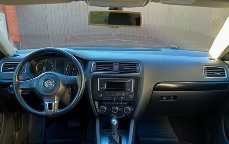 Volkswagen Jetta VI, 2013 год, 1 150 000 рублей, 4 фотография