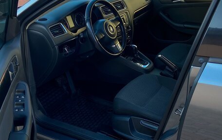 Volkswagen Jetta VI, 2013 год, 1 150 000 рублей, 6 фотография