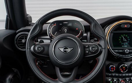 MINI Hatch, 2021 год, 3 290 000 рублей, 8 фотография