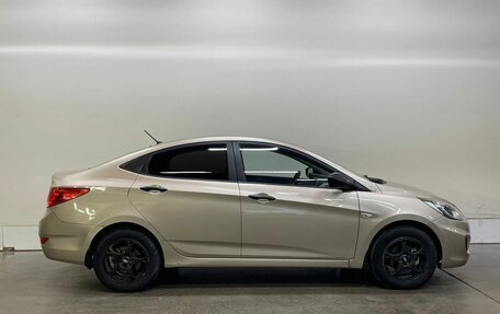 Hyundai Solaris II рестайлинг, 2013 год, 758 000 рублей, 5 фотография