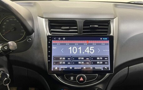 Hyundai Solaris II рестайлинг, 2013 год, 758 000 рублей, 9 фотография