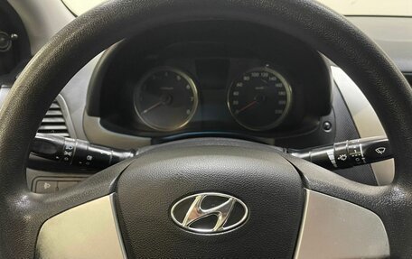 Hyundai Solaris II рестайлинг, 2013 год, 758 000 рублей, 10 фотография