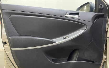 Hyundai Solaris II рестайлинг, 2013 год, 758 000 рублей, 11 фотография