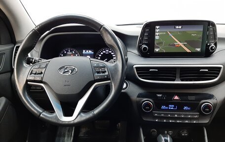 Hyundai Tucson III, 2019 год, 2 070 000 рублей, 18 фотография