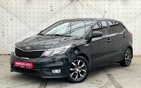 KIA Rio III рестайлинг, 2015 год, 1 050 000 рублей, 1 фотография