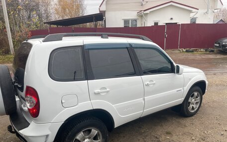 Chevrolet Niva I рестайлинг, 2011 год, 500 000 рублей, 5 фотография