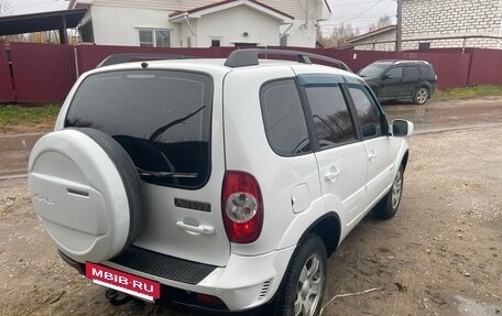 Chevrolet Niva I рестайлинг, 2011 год, 500 000 рублей, 8 фотография