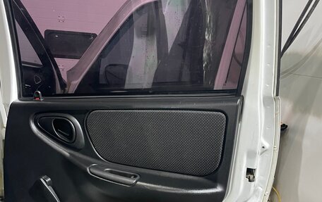 Chevrolet Niva I рестайлинг, 2011 год, 500 000 рублей, 15 фотография
