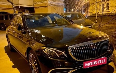 Mercedes-Benz E-Класс, 2019 год, 3 550 000 рублей, 12 фотография