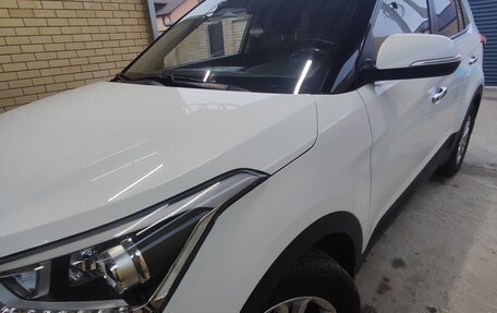 Hyundai Creta I рестайлинг, 2018 год, 1 950 000 рублей, 2 фотография