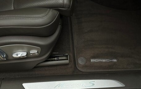 Porsche Macan I рестайлинг, 2015 год, 3 000 000 рублей, 27 фотография