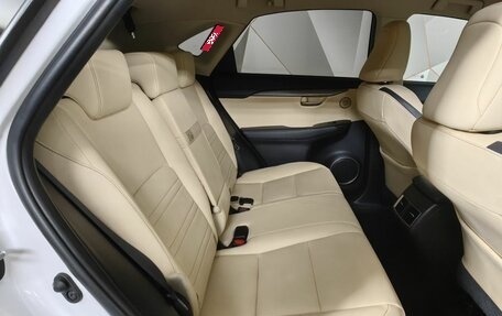 Lexus NX I, 2016 год, 2 395 000 рублей, 13 фотография