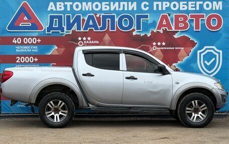 Mitsubishi L200 IV рестайлинг, 2010 год, 875 000 рублей, 2 фотография
