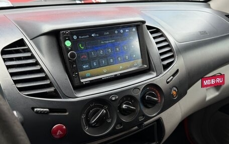 Mitsubishi L200 IV рестайлинг, 2010 год, 875 000 рублей, 11 фотография