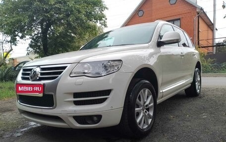 Volkswagen Touareg III, 2008 год, 1 450 000 рублей, 1 фотография