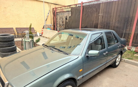 Lancia Thema I, 1993 год, 380 000 рублей, 4 фотография