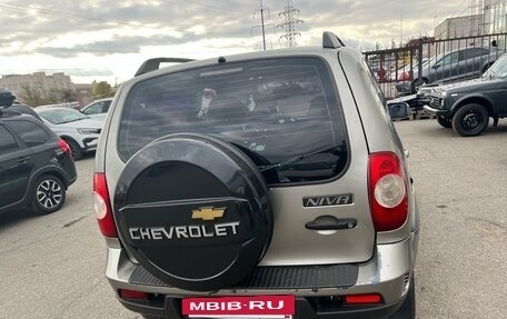 Chevrolet Niva I рестайлинг, 2010 год, 430 000 рублей, 6 фотография